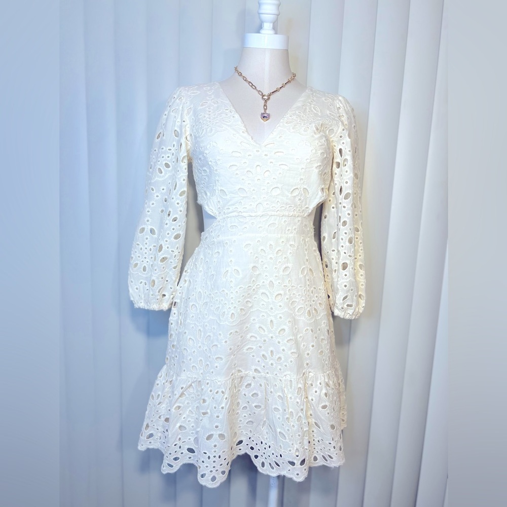 Express Dress - Picture 2 of 7
